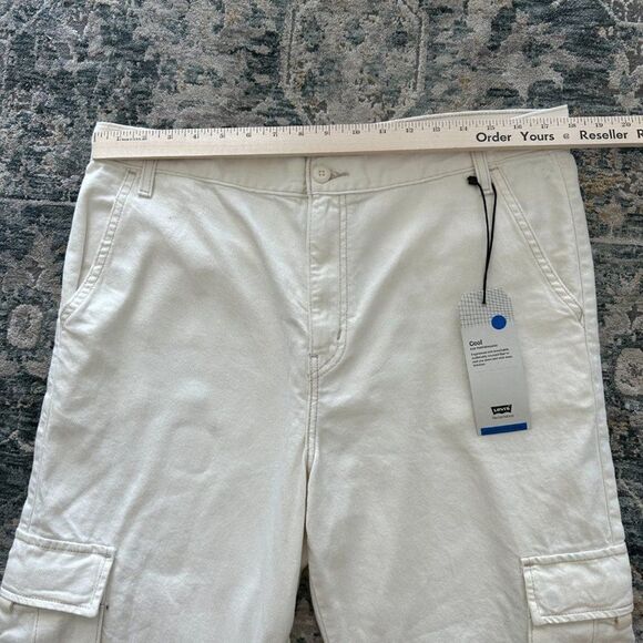 Levi's Loose Cargo Utility Jeans in Ecru Cream - Picture 5 of 8